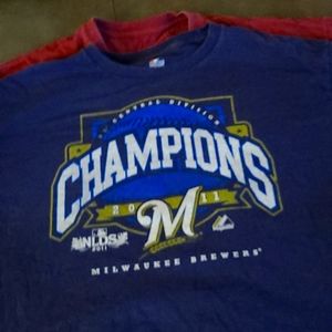 Long sleeve tee shirt
